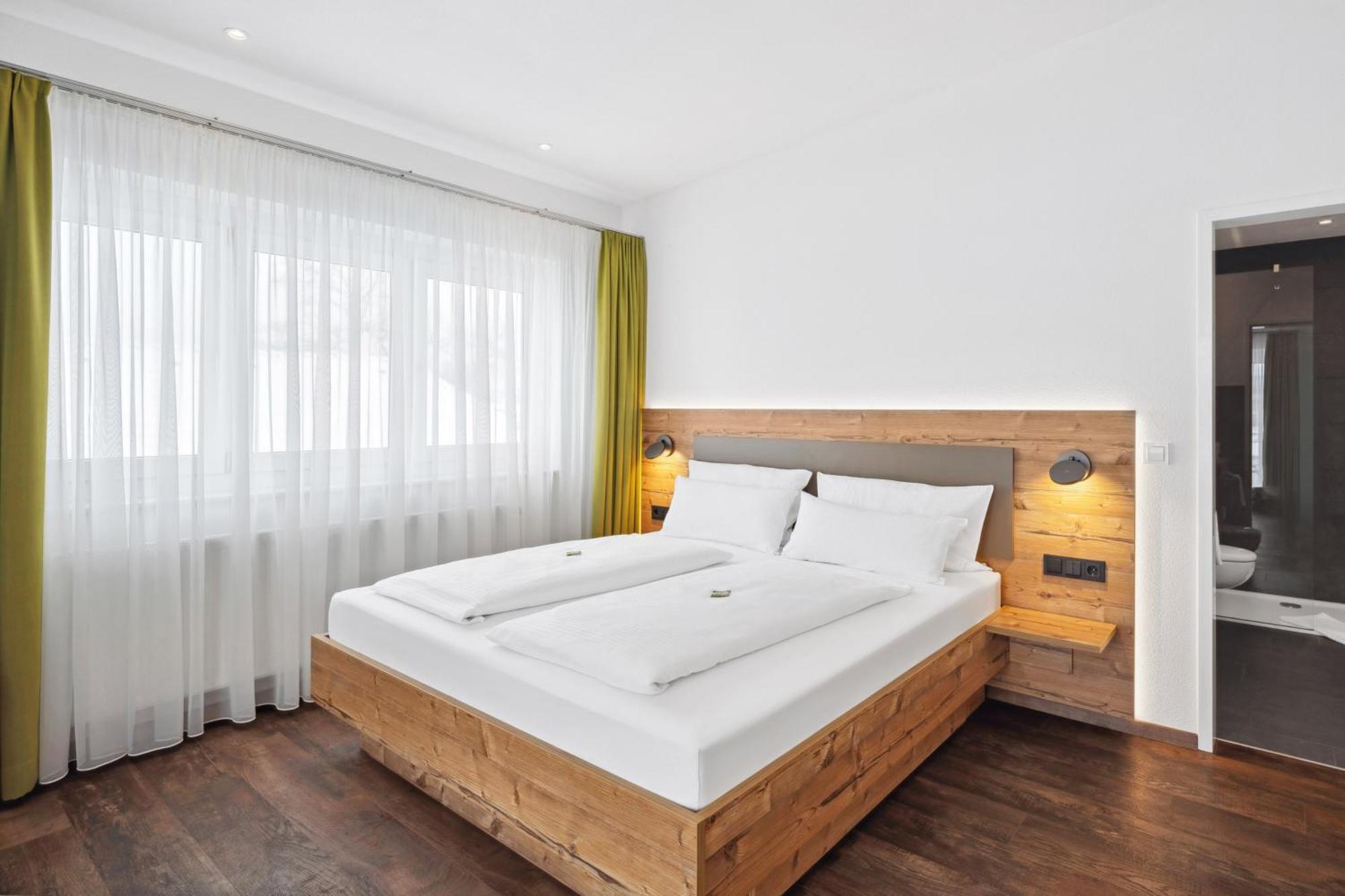Hotel Zeppelin Laupheim Εξωτερικό φωτογραφία